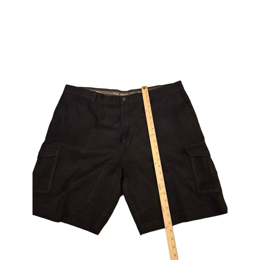Tommy Bahama Size 44 Black 100% Silk Cargo Shorts Preppy Coastal - Picture 6 of 6